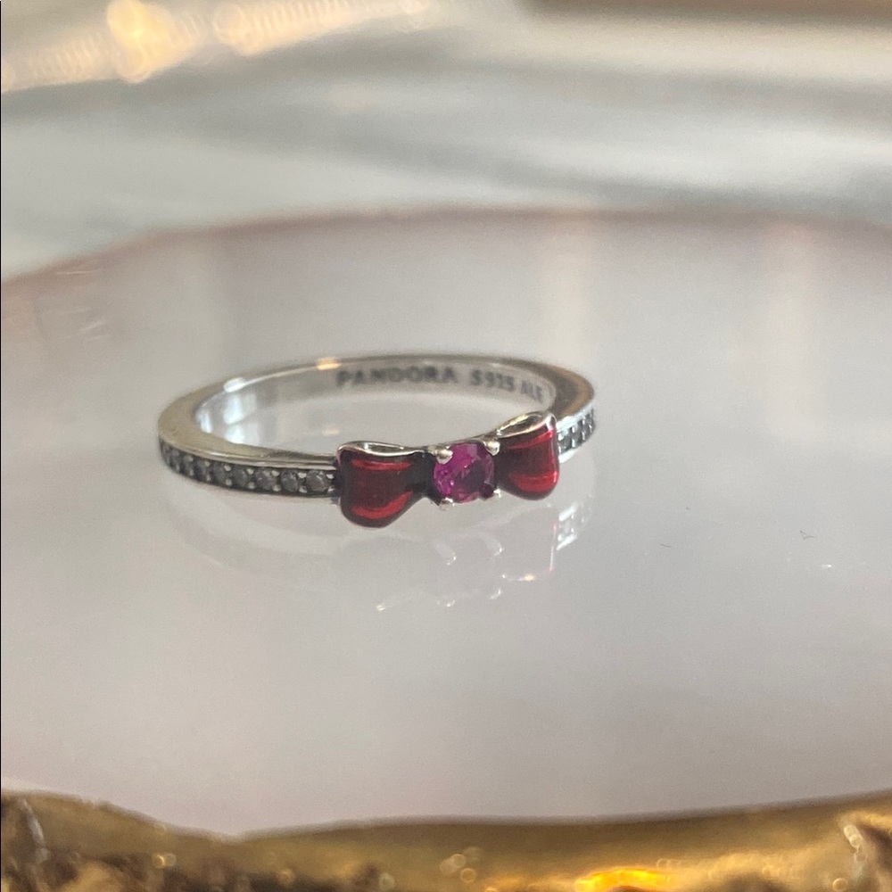 Pandora Disney Princess Snow White Red Bow Ring